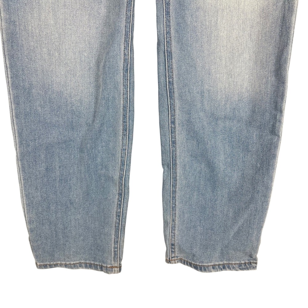 Old Navy Wow Straight Jeans Trendy High Rise Light Wash Denim Womens Size 12 - Picture 3 of 12